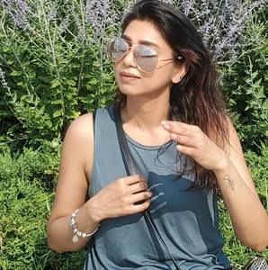 Meet your Posher, Nasrin